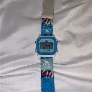 Freestyle shark leash watch